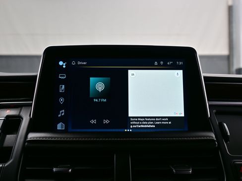 Used 2023 Chevrolet Suburban Premier image 21