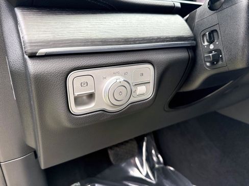Used 2025 Mercedes-Benz GLS 450 4MATIC image 22