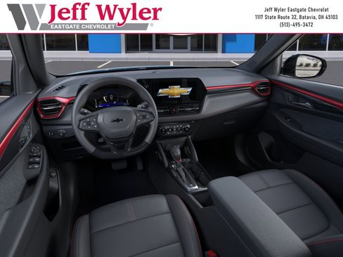 New 2025 Chevrolet TrailBlazer RS w/ Convenience Package FWD image 16