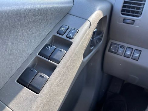 Used 2016 Nissan Frontier SV AWD/4WD image 11