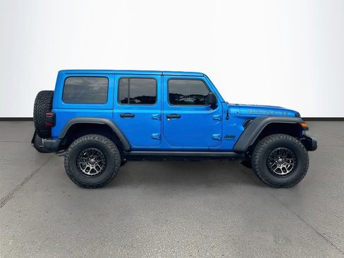 Used 2022 Jeep Wrangler Unlimited Sport w/ Xtreme Recon 35" Tire Package AWD/4WD image 8