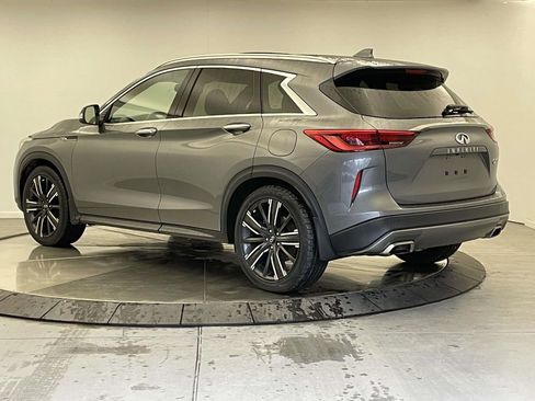 Used 2021 INFINITI QX50 Luxe w/ Appearance Package image 3