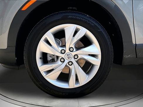 Used 2025 Buick Encore GX Preferred AWD/4WD image 28
