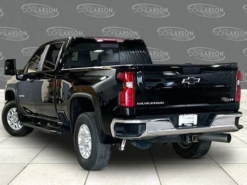 Used 2024 Chevrolet Silverado 2500 LT AWD/4WD image 5