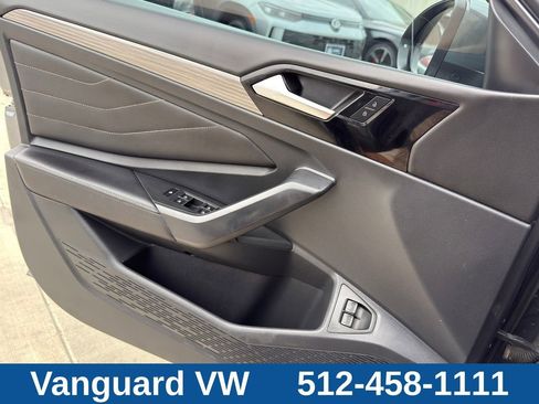 Used 2023 Volkswagen Jetta SEL FWD image 21