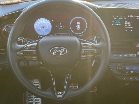 Used 2023 Hyundai Elantra N Line FWD image 15