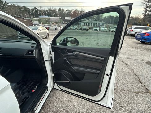Used 2018 Audi SQ5 Prestige image 18