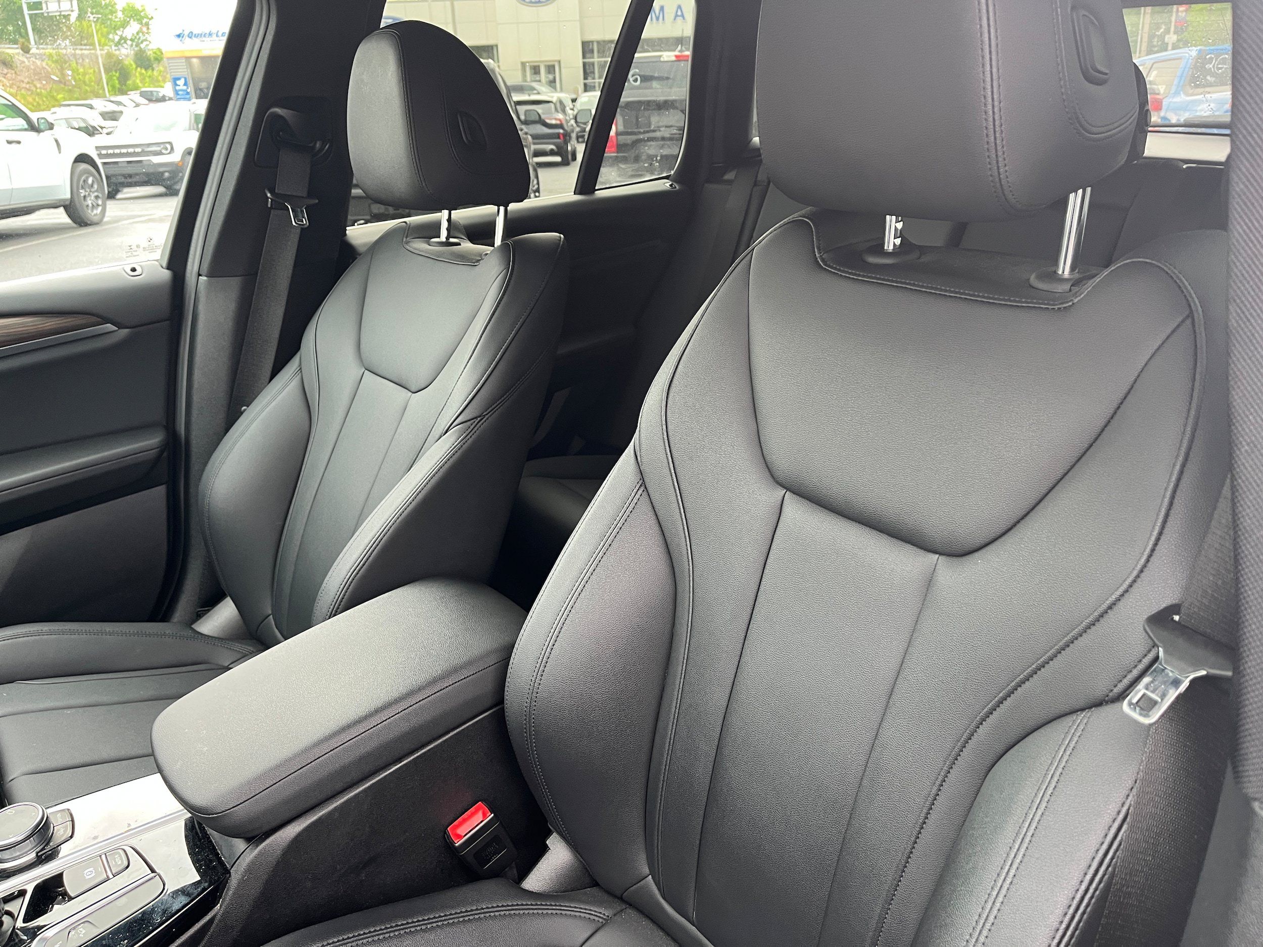 Used 2021 BMW X3 xDrive30i w/ Premium Package AWD/4WD image 9