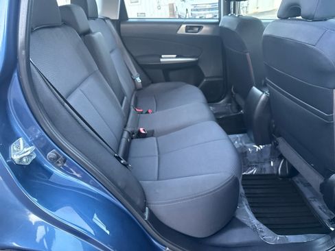 Used 2012 Subaru Forester 2.5X w/ Popular Pkg 3 AWD/4WD image 14