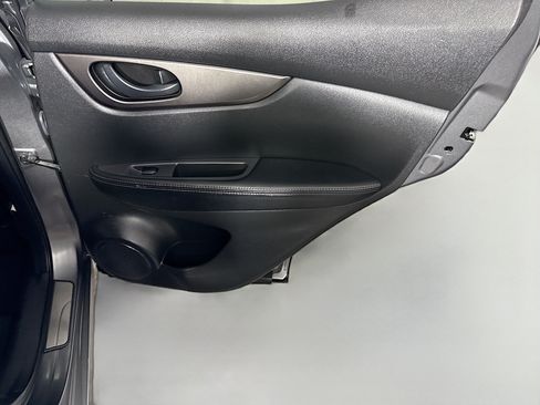 Used 2020 Nissan Rogue Sport S w/ Appearance Package FWD image 27
