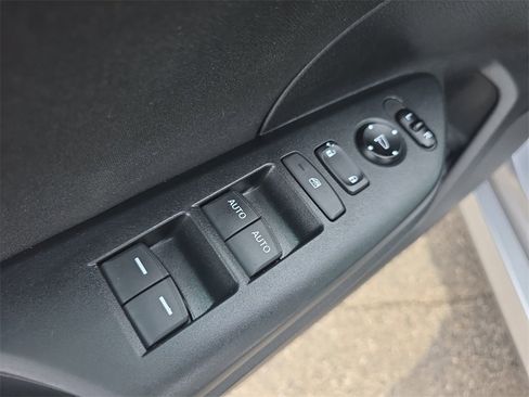 Used 2016 Honda Civic EX-T image 16