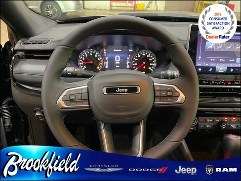 New 2025 Jeep Compass Limited w/ Sun & Sound Group image 26