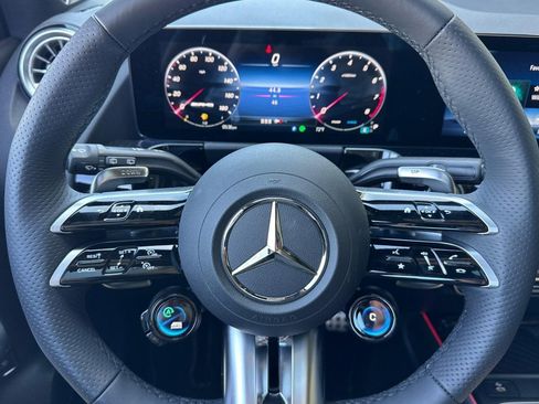 New 2025 Mercedes-Benz GLA 35 AMG 4MATIC image 15