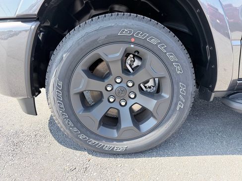 New 2026 RAM 1500 Big Horn AWD/4WD image 34