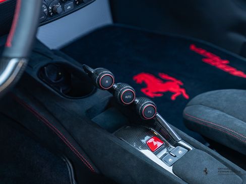 Certified 2020 Ferrari 488 Pista Coupe image 17