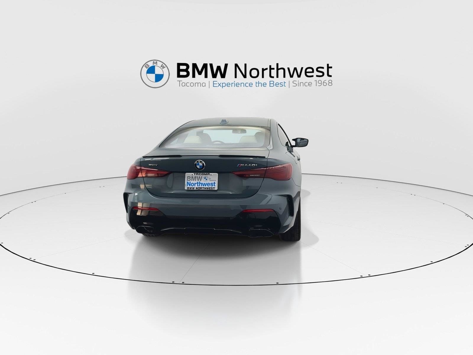 New 2027 BMW 440i xDrive Coupe w/ M Carbon Exterior Package AWD/4WD image 2