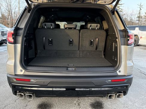 New 2026 GMC Acadia AT4 w/ Luxury Package image 10