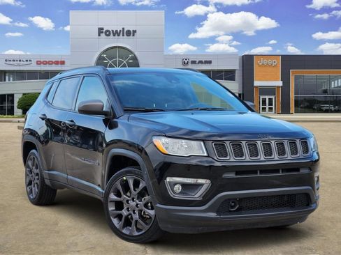 Used 2021 Jeep Compass Latitude w/ Sun and Sound Group FWD image 1