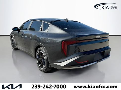New 2026 Kia K4 EX image 3