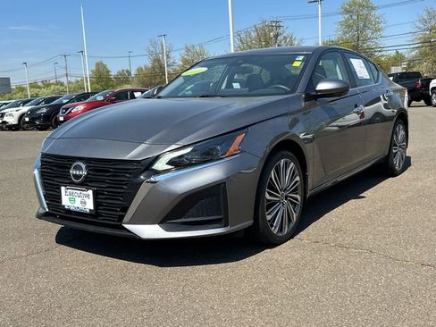 Certified 2024 Nissan Altima 2.5 SL AWD/4WD image 5