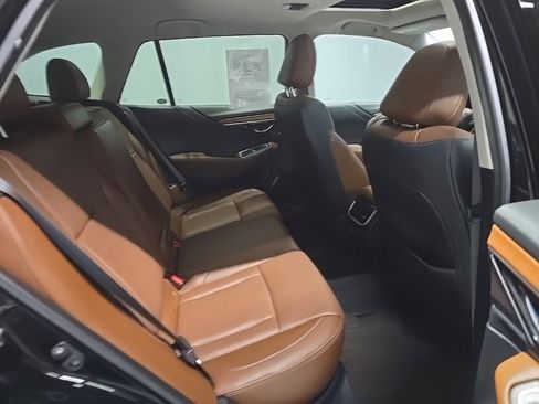 Used 2020 Subaru Outback Touring XT image 7