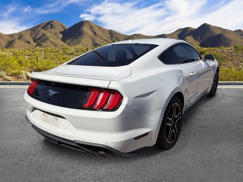 Used 2018 Ford Mustang Premium RWD image 3