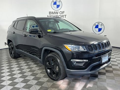Used 2019 Jeep Compass Latitude AWD/4WD image 1