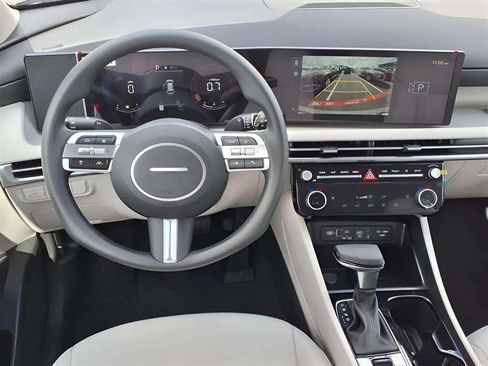 New 2026 Hyundai Tucson SEL image 11