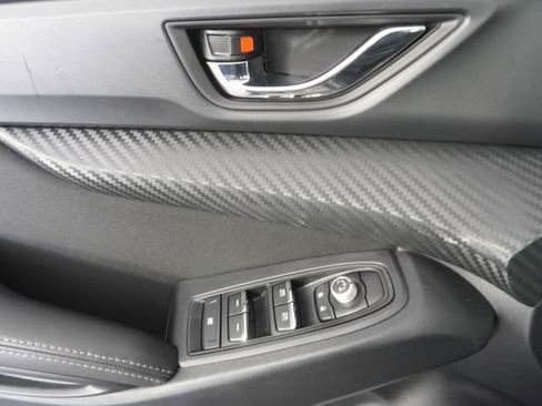 Certified 2025 Subaru Ascent Premium AWD/4WD image 18