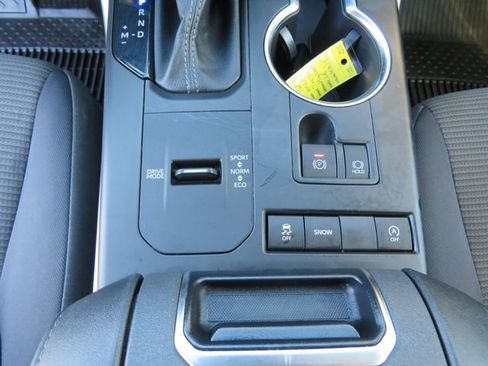 Certified 2022 Toyota Highlander LE image 25