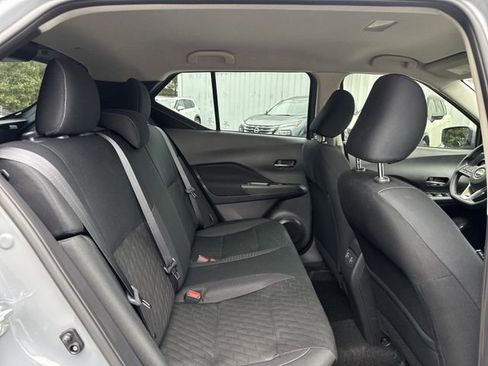 Used 2024 Nissan Kicks SV image 25