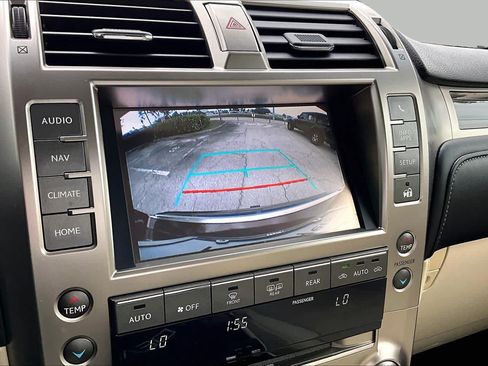 Used 2020 Lexus GX 460 Premium w/ Premium Package AWD/4WD image 25