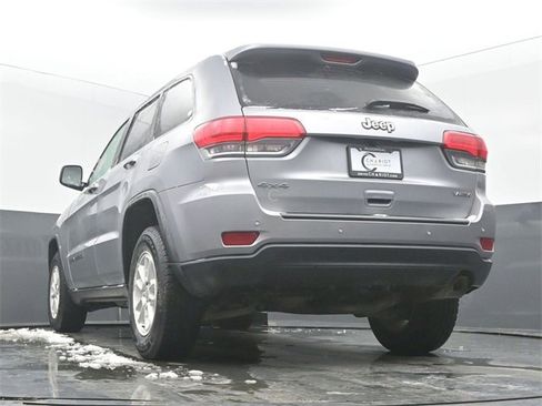 Used 2018 Jeep Grand Cherokee Laredo image 53