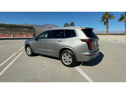 Used 2023 Cadillac XT6 Luxury image 6