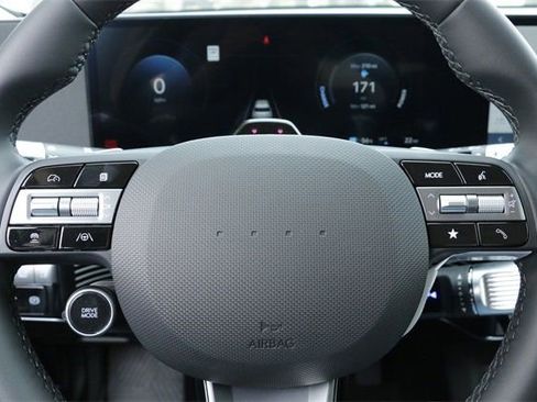 New 2026 Hyundai Ioniq 5 SEL image 11