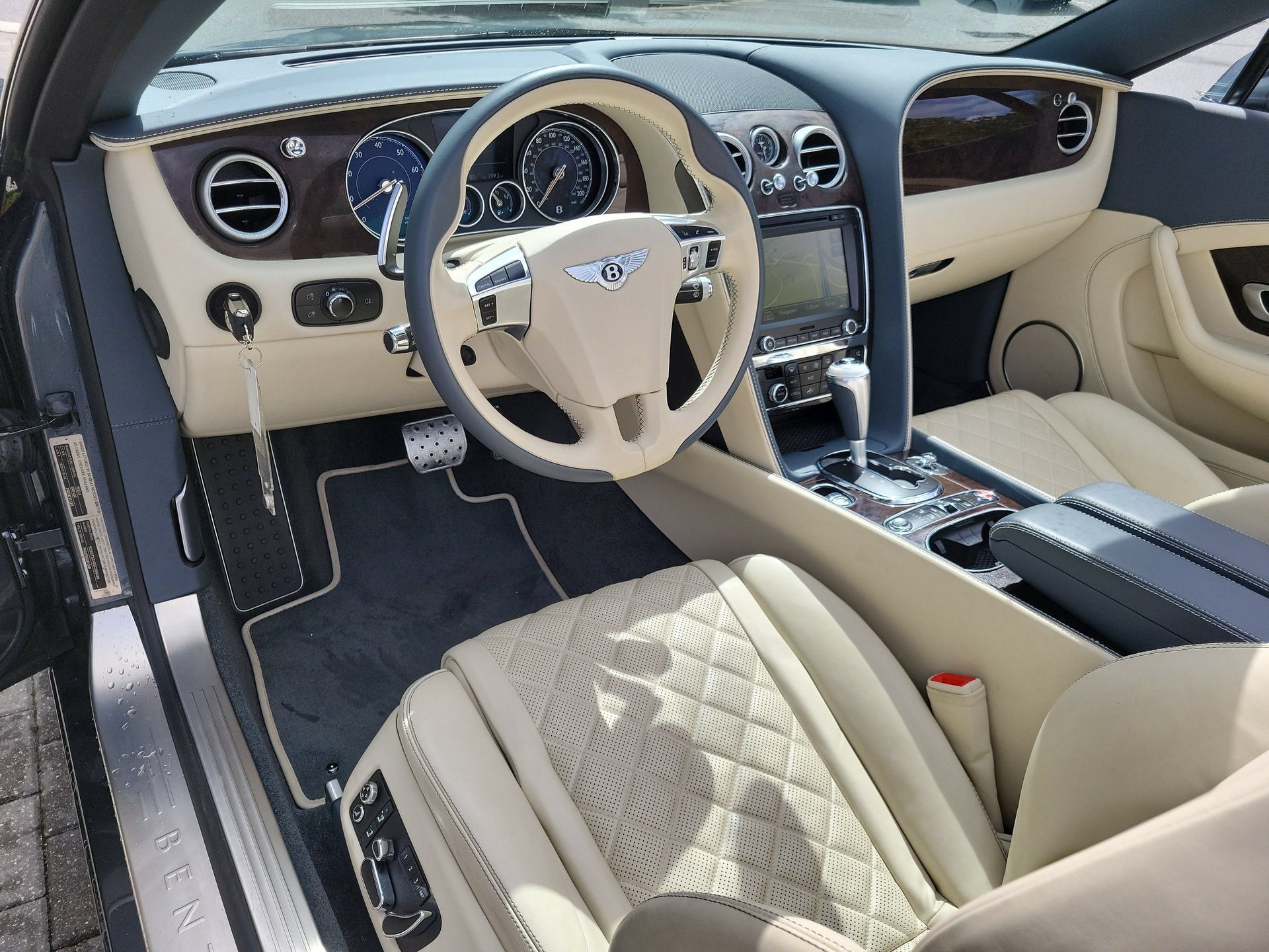 Certified 2016 Bentley Continental GT AWD/4WD image 33