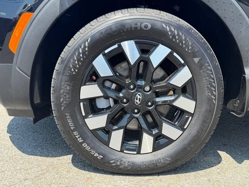 Used 2025 Hyundai Santa Cruz SEL FWD image 10