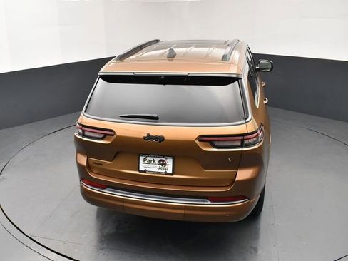 New 2026 Jeep Grand Cherokee L Limited image 17