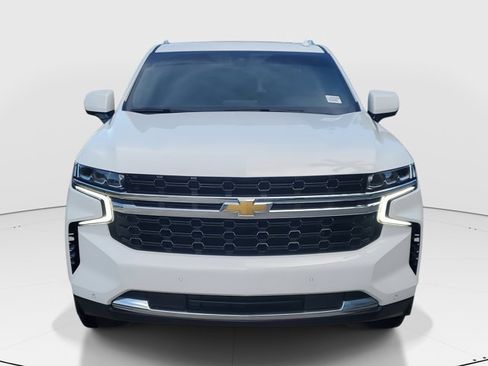 Used 2022 Chevrolet Suburban LS image 3