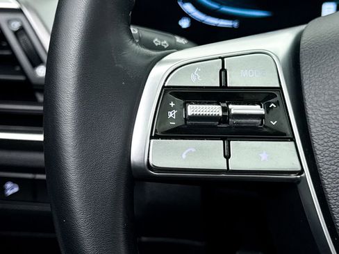 Used 2025 Kia Telluride S image 37