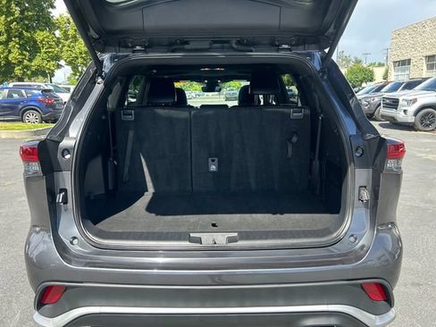 Certified 2025 Toyota Highlander XSE AWD/4WD image 15