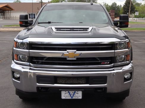 Used 2018 Chevrolet Silverado 2500 LT w/ Z71 Package, Off-Road AWD/4WD image 12