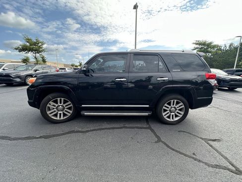 Used 2012 Toyota 4Runner Limited AWD/4WD image 9