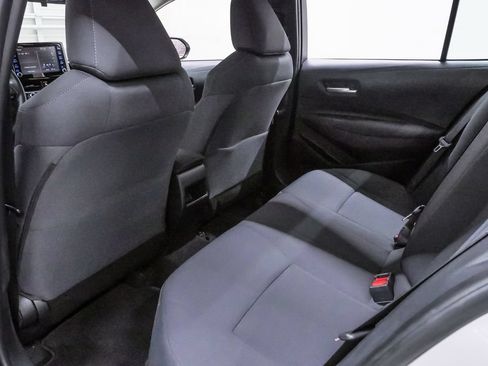 Used 2020 Toyota Corolla LE FWD image 10
