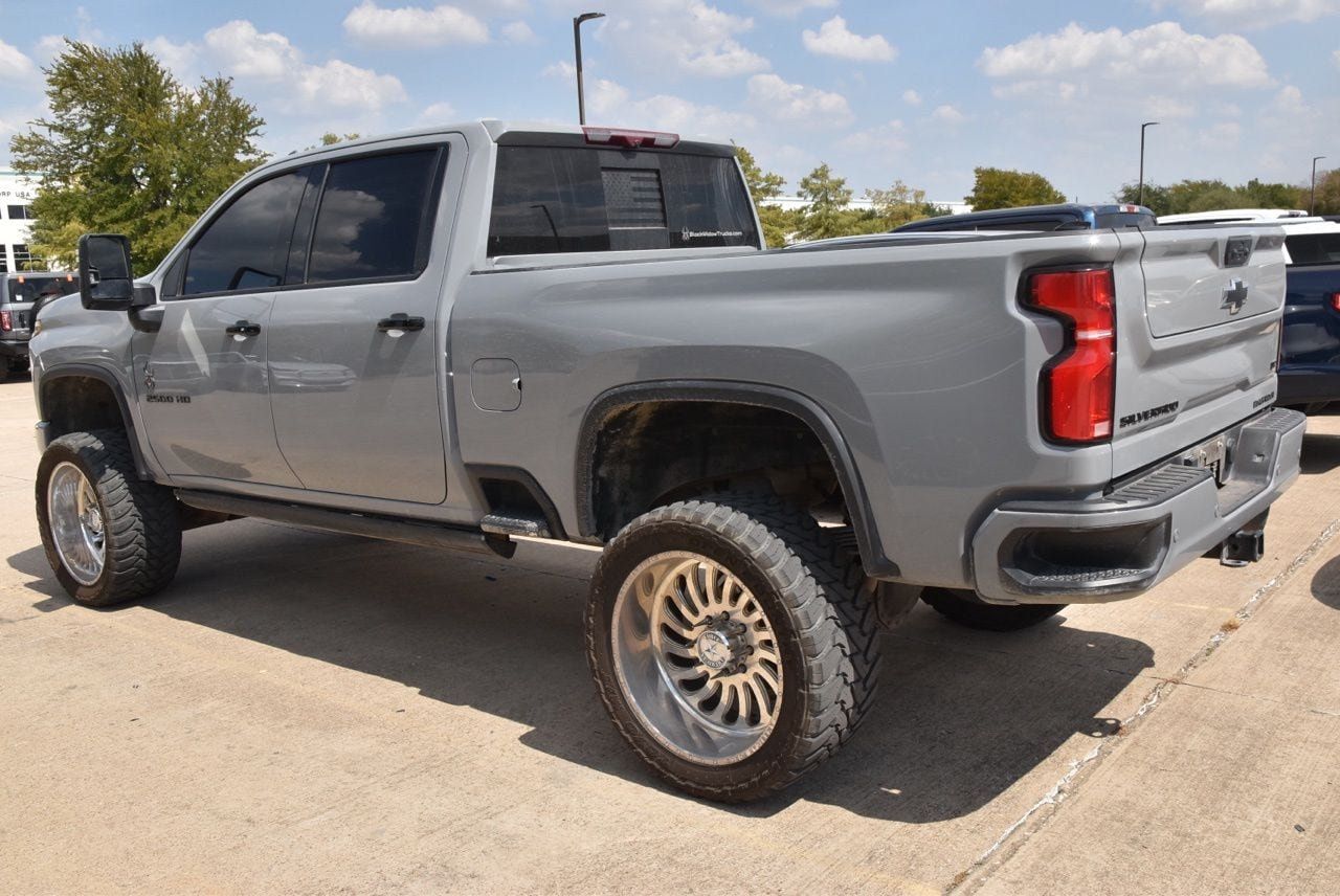 Used 2024 Chevrolet Silverado 2500 LTZ w/ LTZ Plus Package AWD/4WD image 7