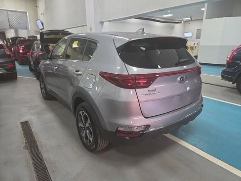 Used 2020 Kia Sportage LX image 6
