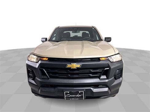 Used 2023 Chevrolet Colorado W/T image 3