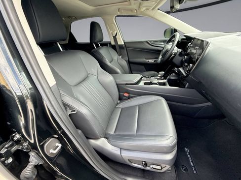 Used 2025 Lexus NX 350h AWD w/ Premium Package image 16