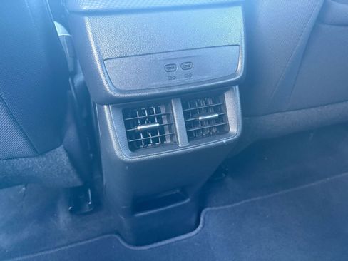 Used 2025 Chevrolet Equinox LT image 22