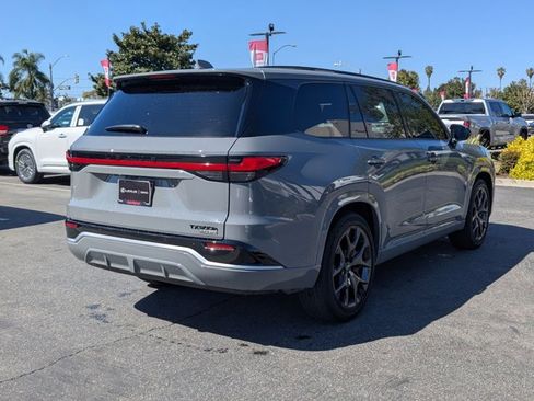 Used 2025 Lexus TX 500h AWD w/ Technology Package image 5